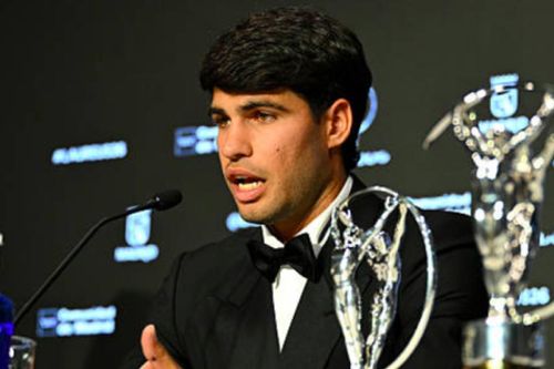 Alcaraz đoạt giải Laureus 2026: Vinh quang đan xen nỗi lo rút lui khỏi Roland Garros