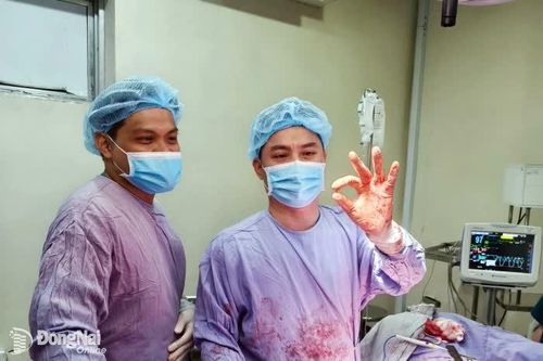 Đồng Nai: Gần 6 giờ đồng hồ phẫu thuật cứu sống bệnh nhân bị thương do hỏa khí