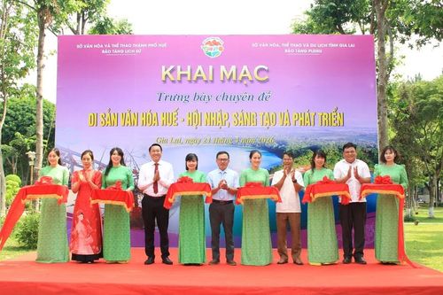 Khai mạc Trưng bày chuyên đề Di sản văn hóa Huế tại Bảo tàng Pleiku