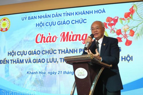 Hội Cựu Giáo chức tỉnh Khánh Hòa trao đổi kinh nghiệm hoạt động với Hội Cựu giáo chức TP. Đà Nẵng