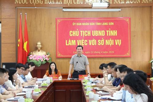 Chủ tịch UBND tỉnh làm việc với Sở Nội vụ