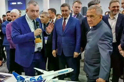 Nga cân nhắc chuyển giao dự án máy bay Tu-454 cho các đối thủ của Tupolev