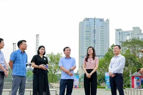 Phó Bí thư Thường trực Tỉnh ủy Bùi Văn Quang kiểm tra công tác chuẩn bị tổ chức các hoạt động dịp Giỗ Tổ Hùng Vương