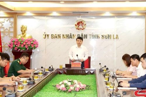 Họp bàn tiến độ giải quyết các dự án do Bộ Chỉ huy Quân sự tỉnh, Ban Chỉ huy Bộ đội biên phòng làm chủ đầu tư