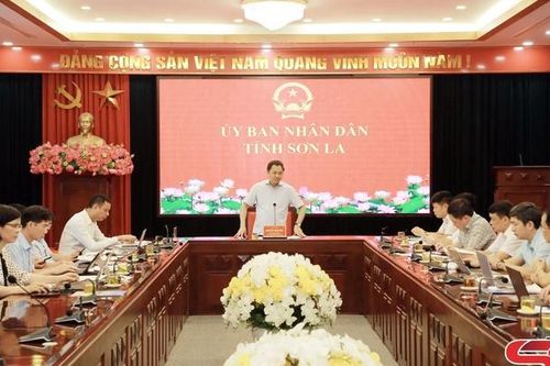 Đẩy nhanh tiến độ thực hiện dự án đầu tư hạ tầng kỹ thuật cụm công nghiệp Hoàng Văn Thụ