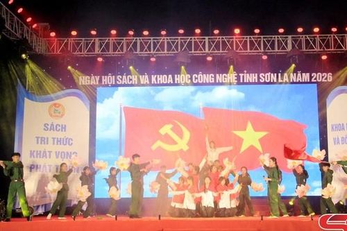 Hấp dẫn phần thi sân khấu hóa tác phẩm văn học, sự kiện lịch sử