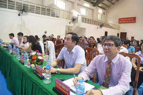Hội thảo tập huấn nâng cao năng lực khoa học công nghệ, chuyển đổi số trong sinh viên