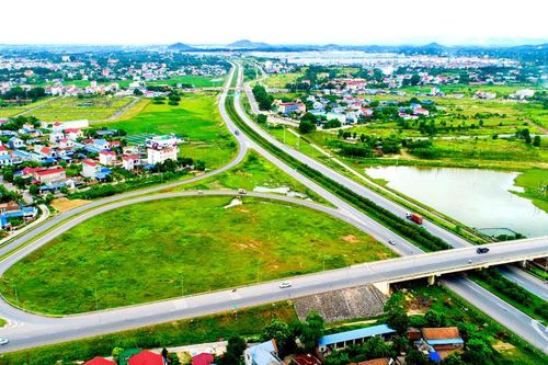 Giao thông 'đi trước mở đường' cho tăng trưởng