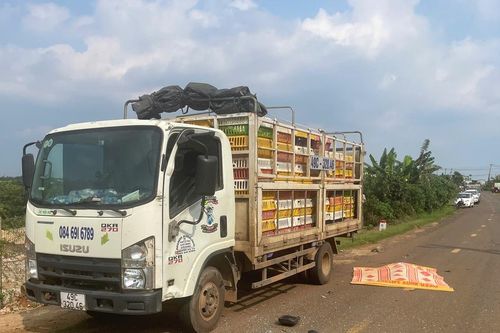 Xe tải va chạm xe máy trên quốc lộ 28 qua Lâm Đồng, người đàn ông tử vong tại chỗ