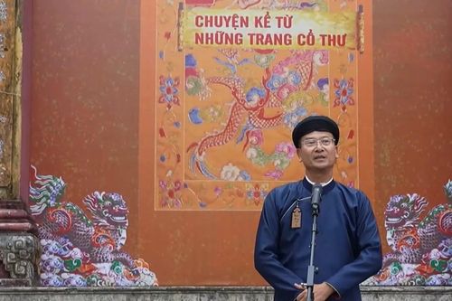 Triển lãm 'Chuyện kể từ những trang cổ thư'