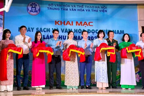 Sách - tri thức - khát vọng phát triển đất nước