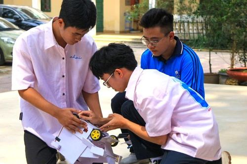 Khắc phục 'bệnh thành tích' đã đến lúc đánh giá học sinh bằng năng lực thực chất