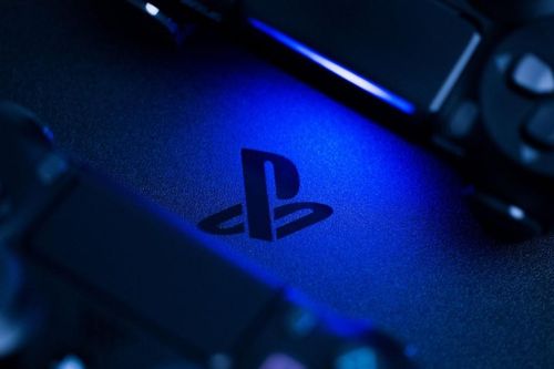 Sony yêu cầu xác minh tuổi để dùng chat trên PlayStation