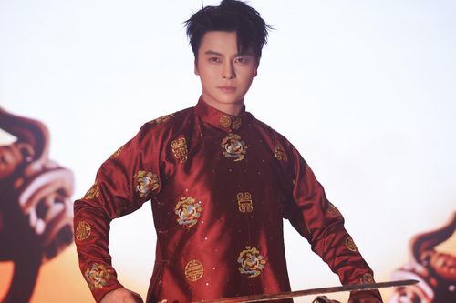 Bước chuyển mình gây chú ý của 'thần đồng cải lương' điển trai, cao 1m80