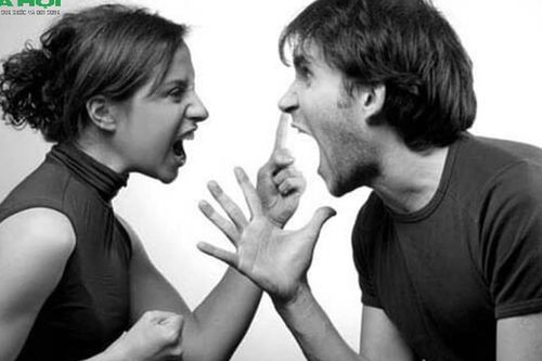 Không phải ngoại tình: Đây mới là thứ âm thầm phá vỡ hôn nhân