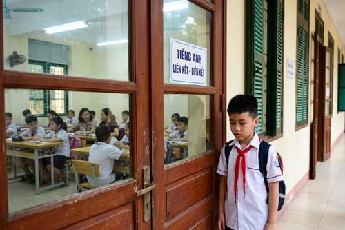 Đề xuất cấm môn liên kết xen giờ chính và kỳ vọng trút gánh nặng của phụ huynh
