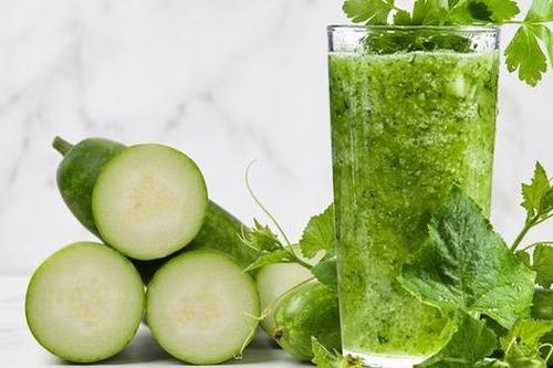 3 sai lầm nguy hiểm khi uống nước ép bí đao sống để giảm cân