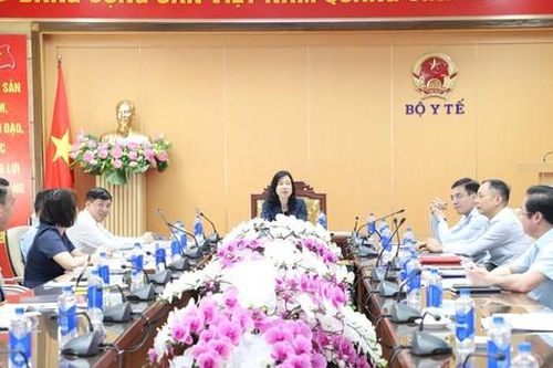 Bộ trưởng Đào Hồng Lan: Quyết liệt phân cấp, cắt giảm, đơn giản hóa thủ tục hành chính, điều kiện kinh doanh ngành y