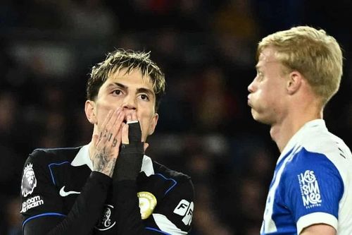Chelsea lại thua thảm