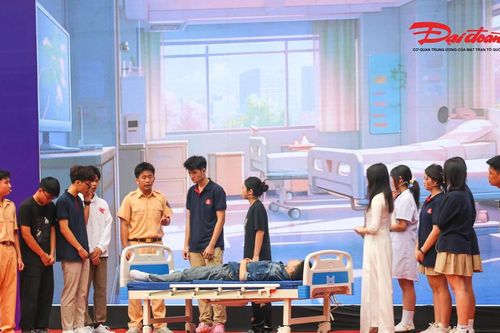 Đưa pháp luật vào trường học bằng sân khấu hóa