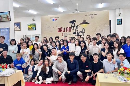 'Dấu ấn Thư tịch' lan tỏa giá trị văn hóa đọc và di sản Hán – Nôm