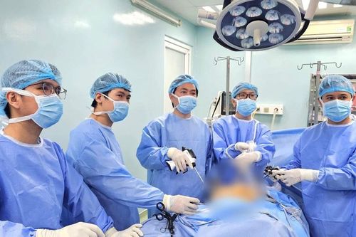 Cứu sống ca xuất huyết tiêu hóa hiếm gặp ở người cao tuổi