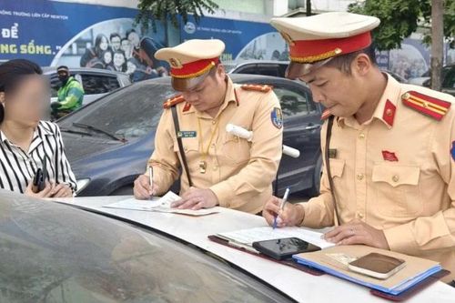 Không nâng mức phạt với các hành vi vi phạm trật tự, an toàn giao thông