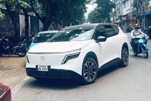 'Tóm gọn' Nissan NX8 chạy điện đầu tiên bất ngờ xuất hiện tại Việt Nam