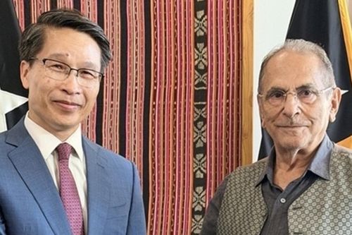 Đại biện Phạm Bình Đàm chào xã giao Tổng thống Timor-Leste José Ramos-Horta