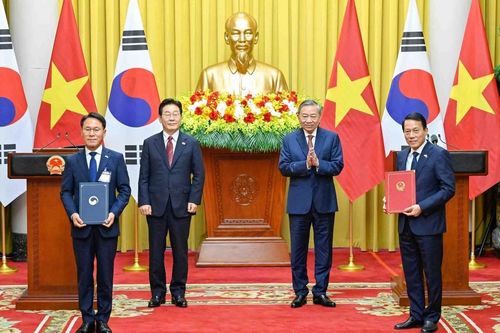 Việt Nam-Hàn Quốc ký kết 12 văn kiện hợp tác