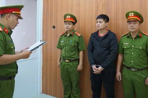 Vay tín dụng đen 20 triệu, người phụ nữ phải trả hơn 400 triệu đồng