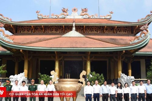 Về nguồn 'Tri ân thành đồng Tổ quốc': Khắc ghi công lao, tiếp nối trách nhiệm