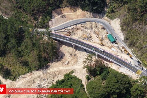 Thông xe cầu Xuân Hương vượt đoạn sạt lở đèo Mimosa