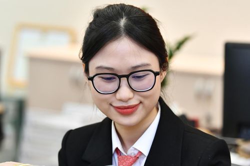 Lãi suất ngân hàng hôm nay 22/4: Mức cao nhất vẫn lên tới 10,7%/năm