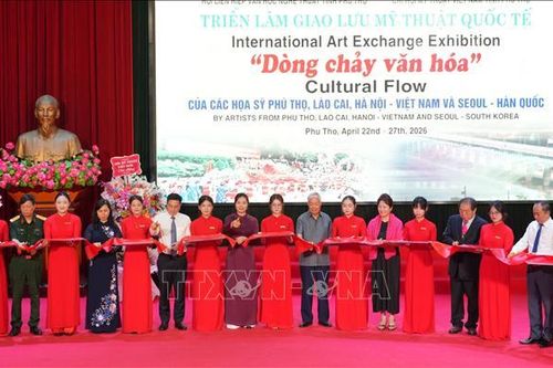 Triển lãm giao lưu mỹ thuật quốc tế: Dòng chảy văn hóa nối nhịp Việt Nam - Hàn Quốc