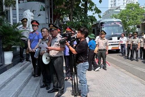 Cưỡng chế khách sạn trên đất 'vàng' ở Huế: Lên phương án 'giải cứu' du khách, doanh nghiệp lỡ cọc tiền phòng