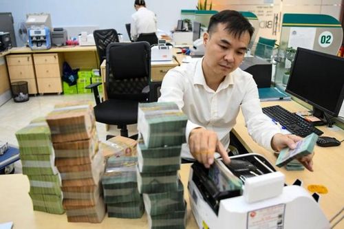 Nền kinh tế đang 'kẹt tiền' theo cách khác