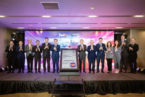Thứ trưởng Nguyễn Sinh Nhật Tân: Liên kết logistics toàn trình để hàng hóa Việt vươn xa