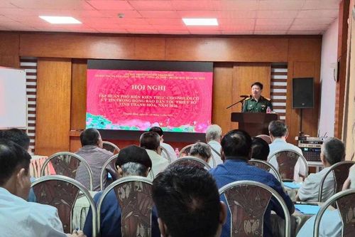 Tập huấn, phổ biến kiến thức cho người có uy tín trong đồng bào dân tộc thiểu số