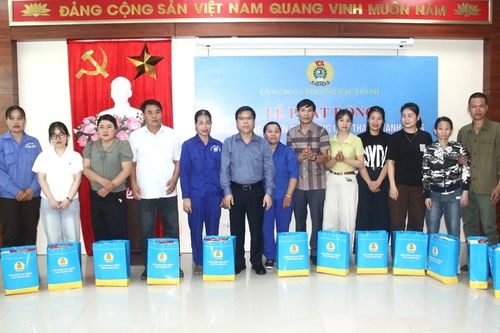 Phường Hạc Thành phát động Tháng công nhân và thi đua chào mừng 97 năm thành lập Công đoàn Việt Nam