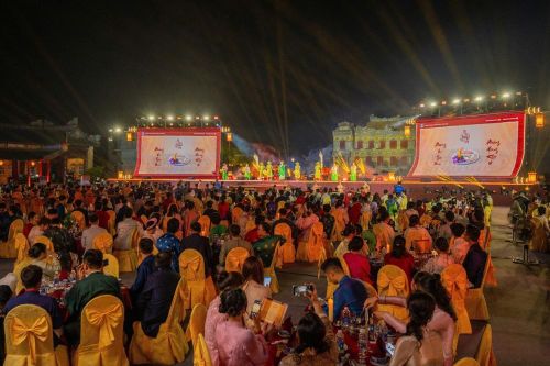 Huế 'thắp sáng' di sản, mở rộng không gian kinh tế đêm