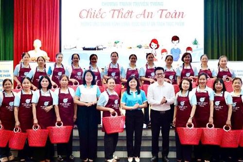 Truyền thông 'Chiếc thớt an toàn' cho hội viên phụ nữ