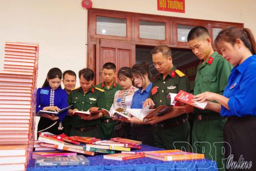 Phát động sáng tác văn học, nghệ thuật 'Viết tiếp bản hùng ca chiến thắng'