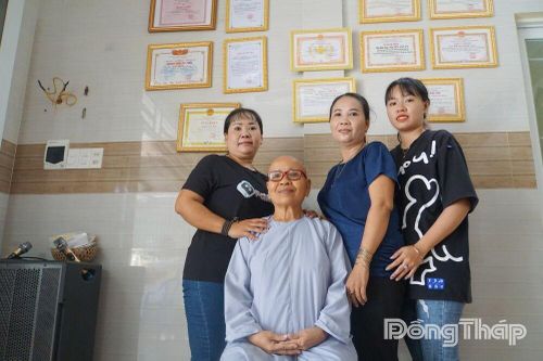 Bài cuối: Tiếp nối truyền thống - ngọn lửa từ gia đình anh hùng