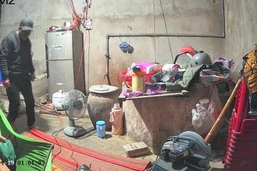 Truy tìm đối tượng xông vào nhà dân cướp giật vàng, điện thoại lúc rạng sáng