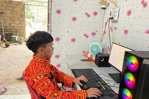 Tiếp sức trưởng thôn quản lý dân cư