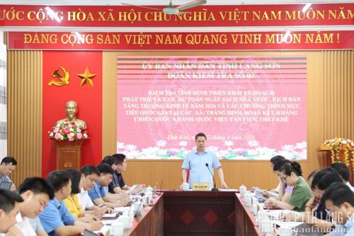 Đồng chí Phó Chủ tịch UBND tỉnh kiểm tra tình hình kinh tế - xã hội tại một số xã