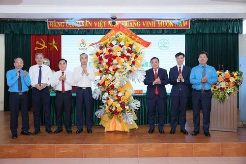 Phân lân Ninh Bình tăng tốc bứt phá