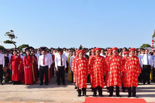 Lễ tri ân Đức Quốc Tổ Lạc Long Quân tại Cà Mau