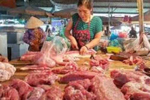 Cá nhân thực hiện sơ chế thịt lợn để bán lẻ thì áp dụng thuế suất 1,5% hay 4,5%?